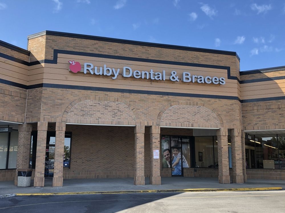 Towne Centre: US Highway 31 West, Elizabethtown, KY 42701